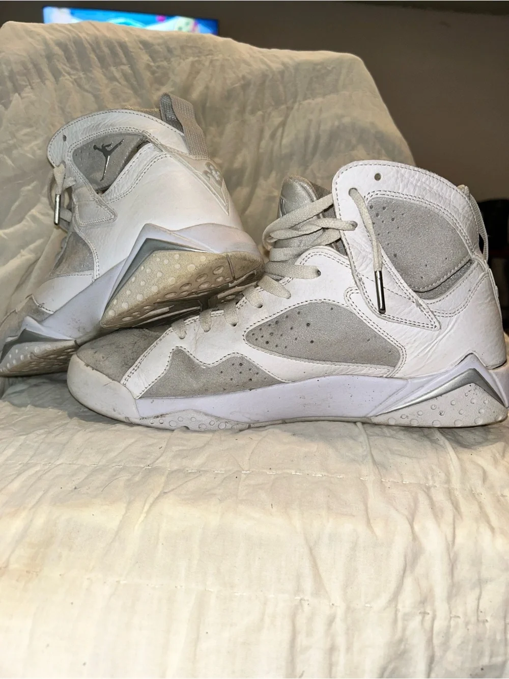 Jordan Men’s Athletic Shoes - White & Gray